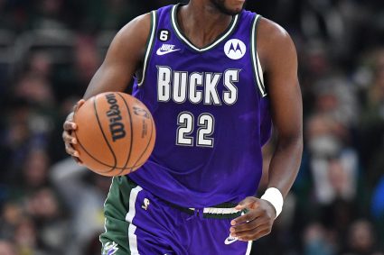 $40.4 million! Middleton refuses to execute the player option, which is likely to return to the stag.