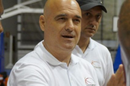 Shandong men’s basketball official: Spanish coach Manuel Bovia joined the team coaching team