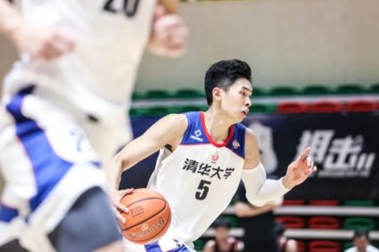 The number of free throws in Tsinghua University is 30-9, leading the North Sports University’s free throws by winning 15 points.