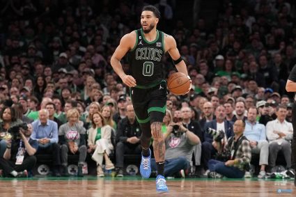 0 in half 10 only gets 1 point by free throw! Six: Tatum will break out in the second half