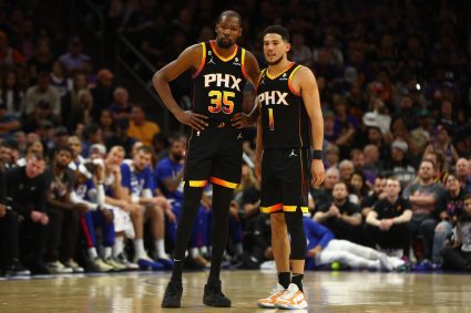 Qi Hai: KD & Booker, the two supermen finally showed their fatigue, and the people who hit the iron began to hit the iron.