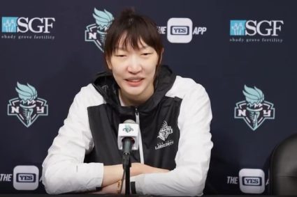 Han Xu was interviewed in English: many big sisters in the team learned from Stewart & JJ and others.