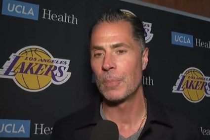 Pelinka: generally, one adjustment can be made on the trading deadline. We have adjusted the flanking projection organization.