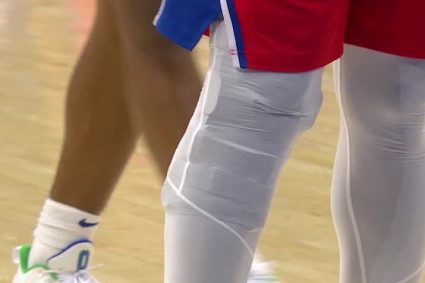 Enbide’s knees are wrapped like this to play ball