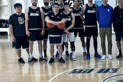 Hong Kong Orient team began training preparation today and tomorrow to play warm-up matches with China men’s basketball training team