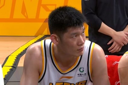 I have no choice but to return! Hu Jinqiu scored 15 points and 5 rebounds in 6 shots and 0 mistakes