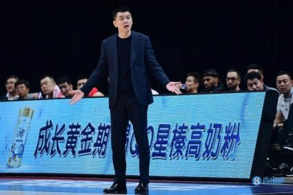 Media person: After the game, the door of the guest team lounge was locked. No staff opened the door. Yang Ming was very angry.