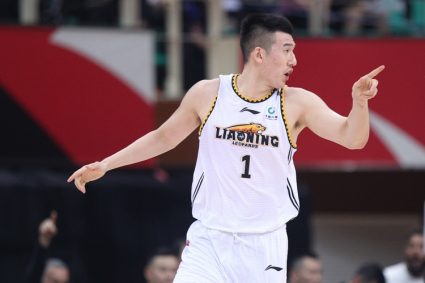 Try your best! Fu Hao won the highest 24 points in the team in the 17th vote and the 10th vote. In the last quarter, he won 12 points in the 5th vote.