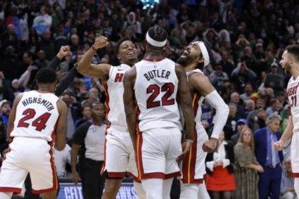 Butler and Booker show each other, just like Jordan Kobe on this year’s playoff stage