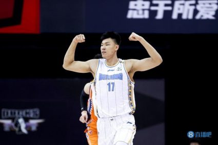 Selected for the national team short-term training! Fan Ziming sun training wear: China men’s basketball 30 in place