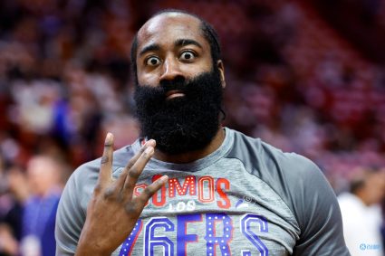 Harden: At the beginning of the season, he decided to sacrifice everything for victory, including money and role status.